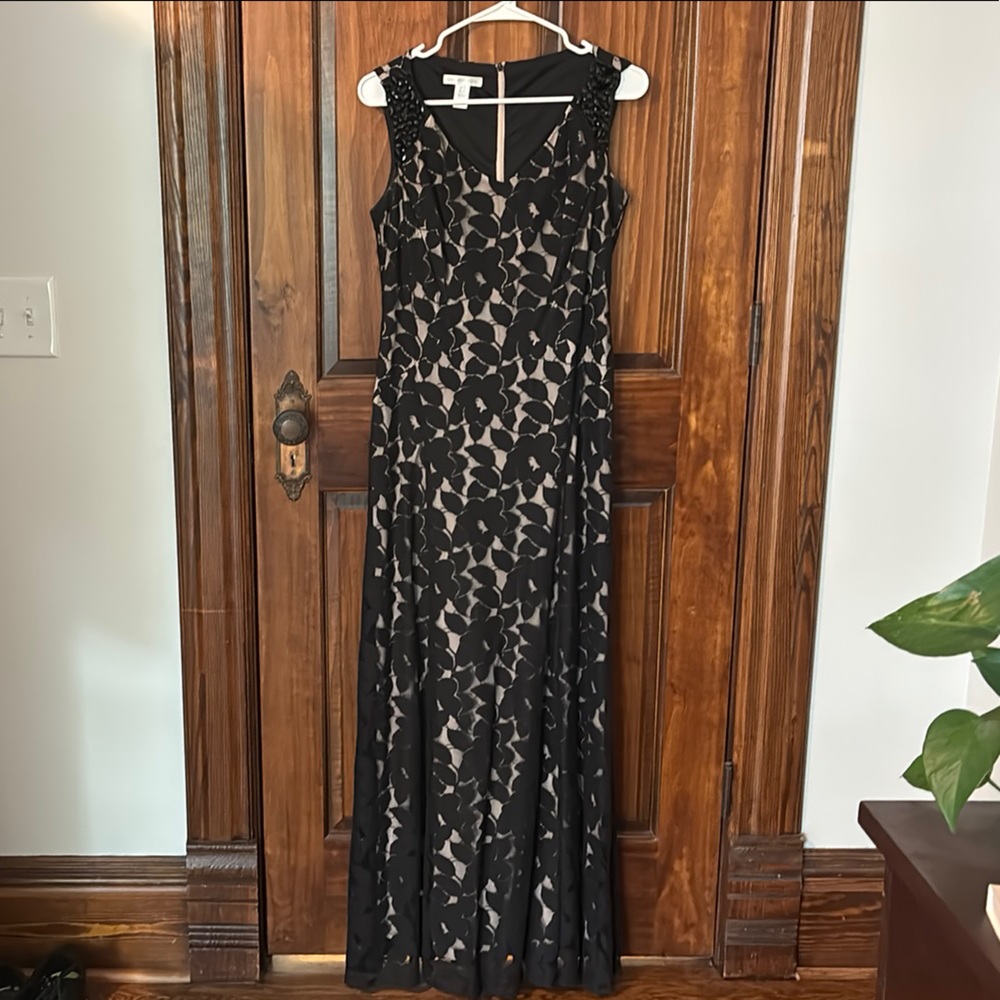 London Times Black and Cream Halter Maxi Gown
